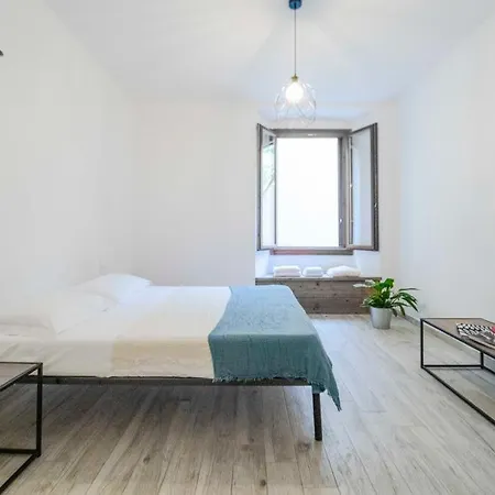 Puccinotti House Apartment
